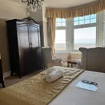 The Calder House 住宿加早餐酒店 4*
