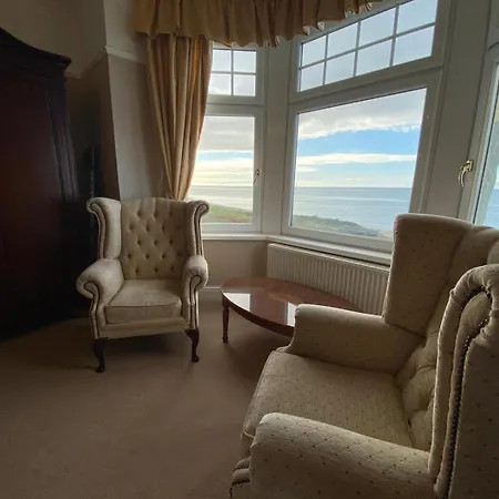 The Calder House 4*