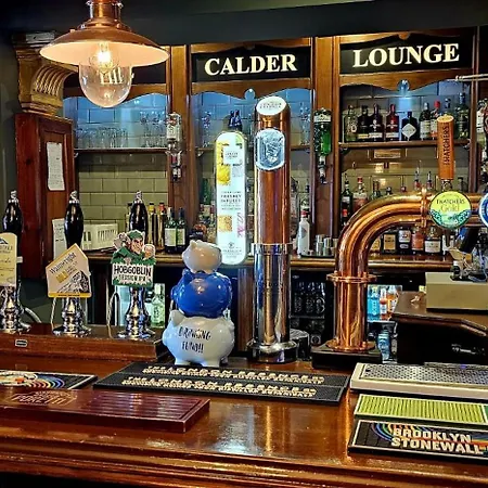 Bed & Breakfast The Calder House 4*